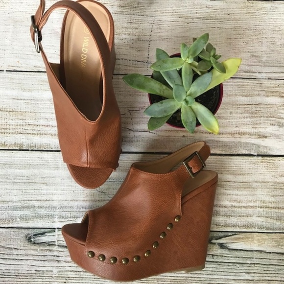 Wild Diva Shoes - {Wild Diva Lounge} Studded Peep Toe Wedge
